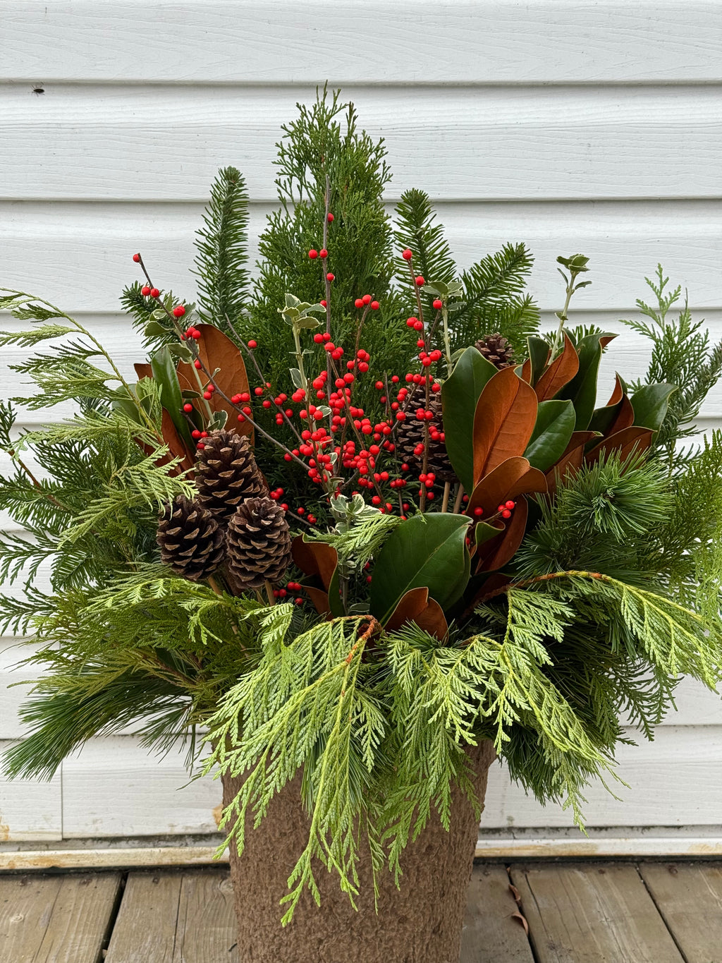 Classic Winter planter