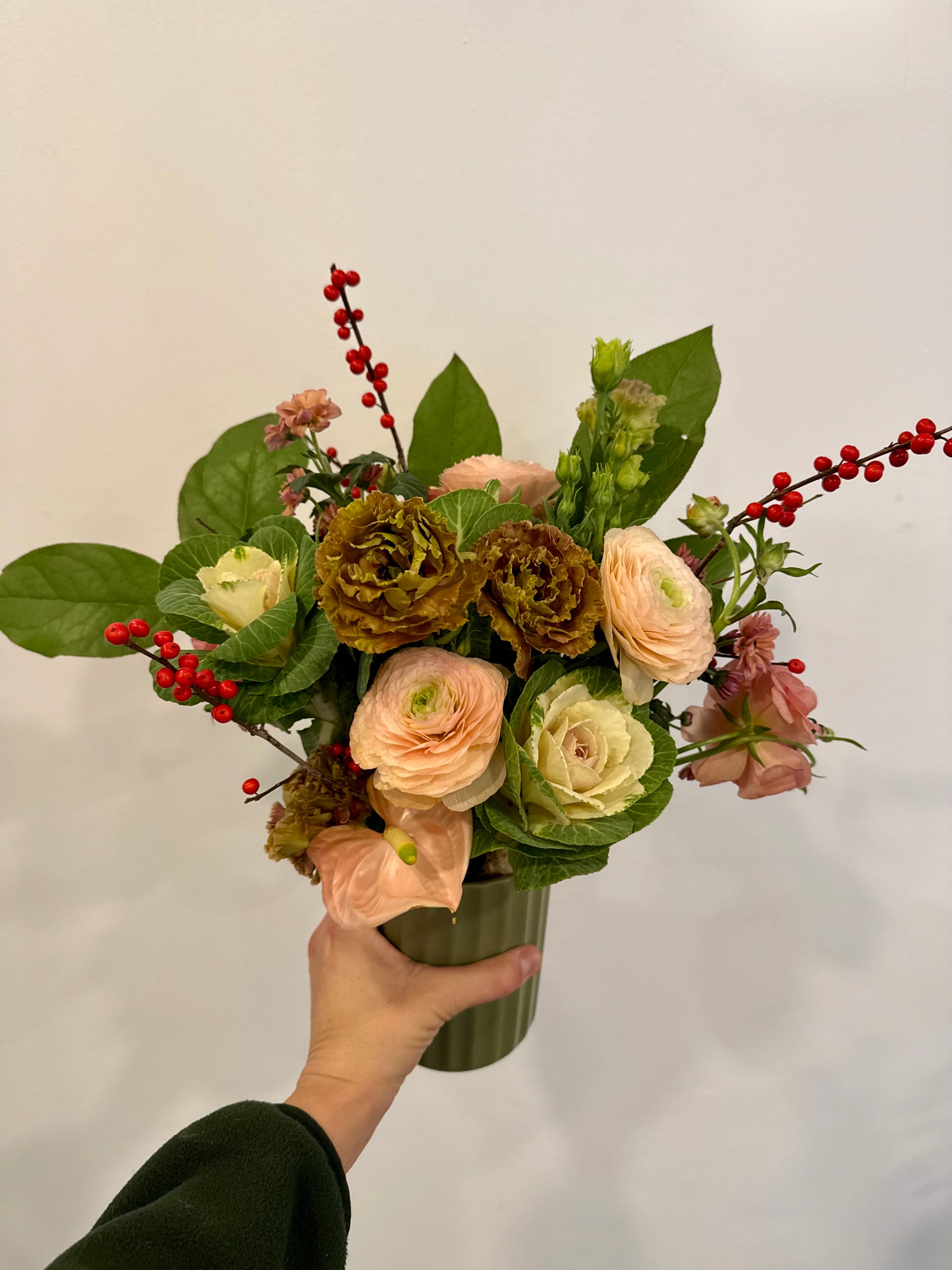 Deluxe Mixed Holiday Bouquet